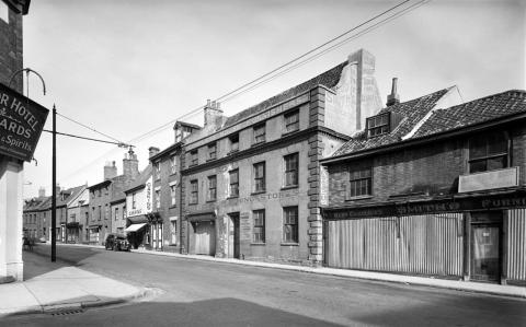  ©1949Archant