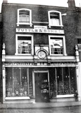  Tuttle CREDIT:Anthony Russell 