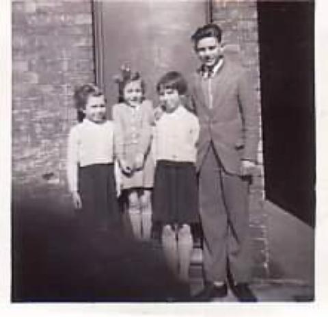  Lesley Ashton child 47a Mariner st