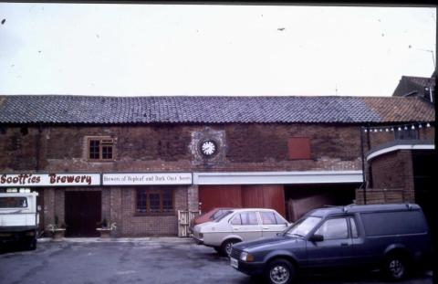  1989 Scotties Brewery behind crown hotel CREDIT:Crispin Hook
